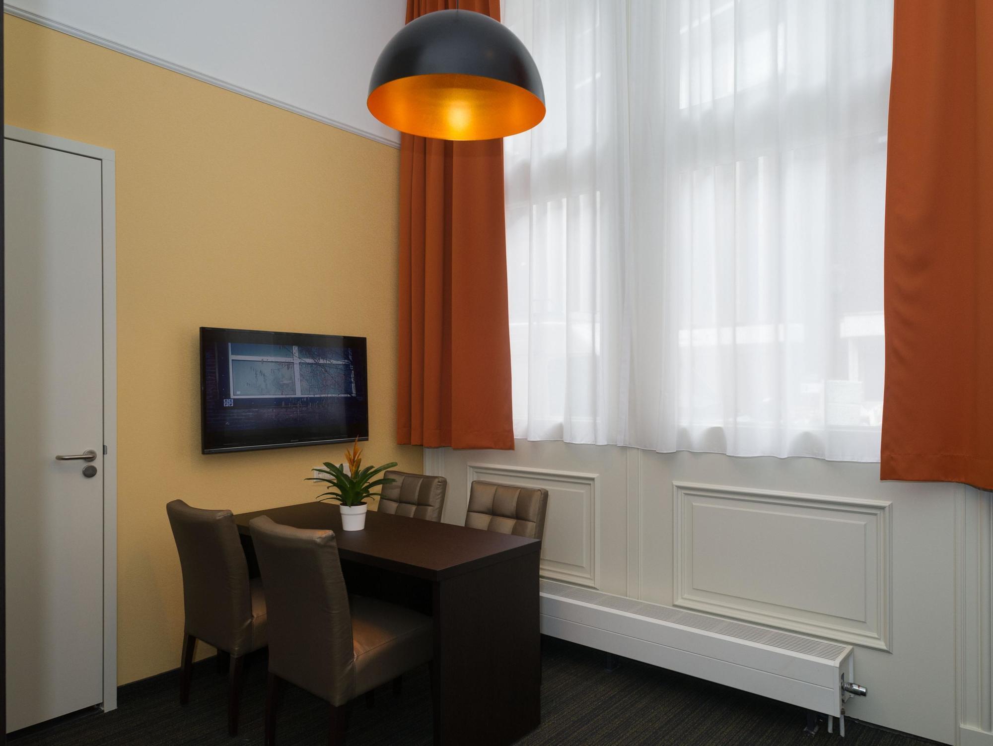 Golden Mansion Aparthotel Амстердам Екстериор снимка