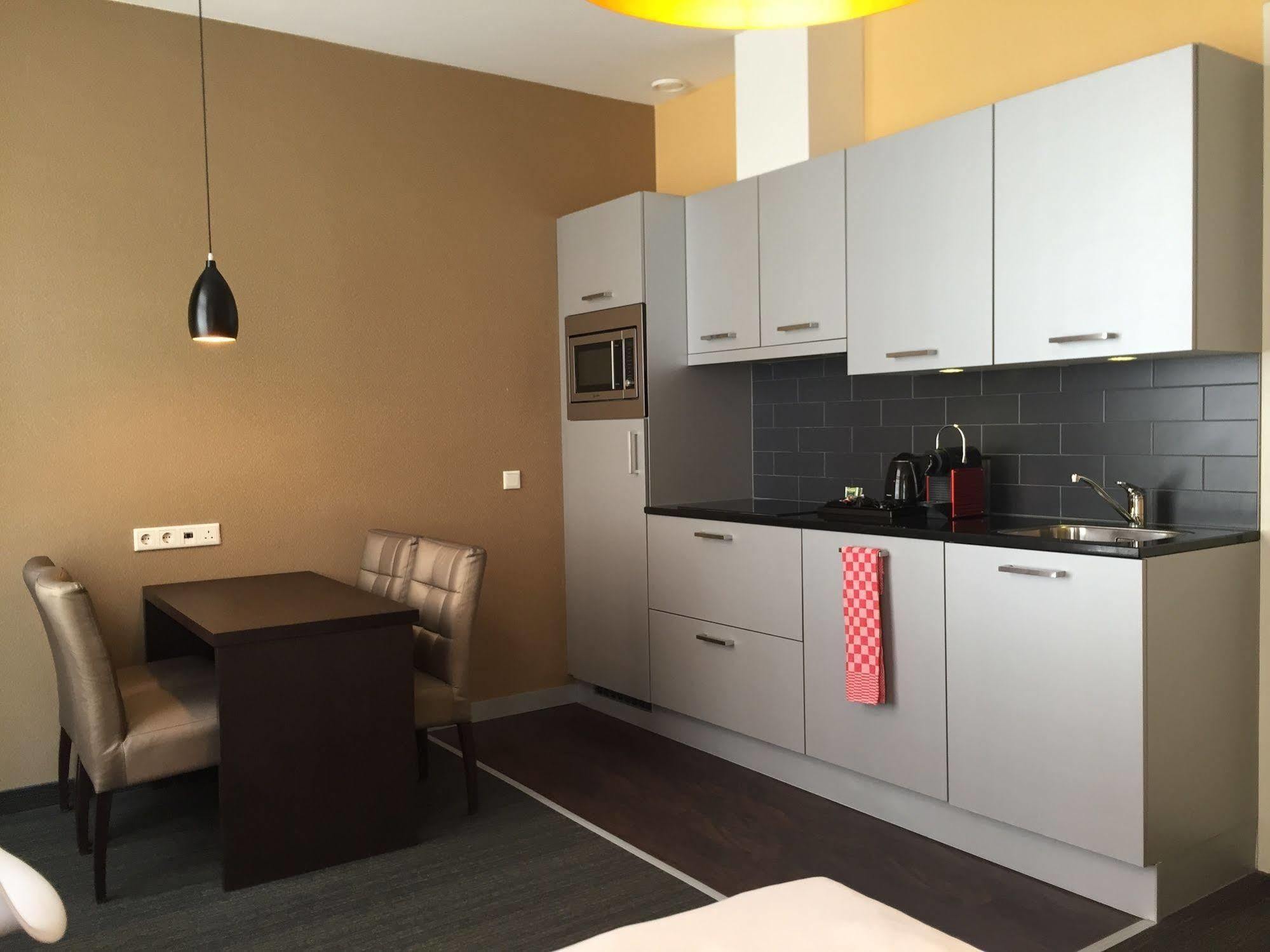 Golden Mansion Aparthotel Амстердам Екстериор снимка